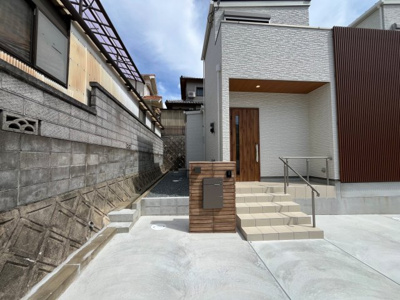 【その他】 | 筑紫が丘９丁目　新築戸建 | 宅配ボックスがあるのでお留守でも安心です。