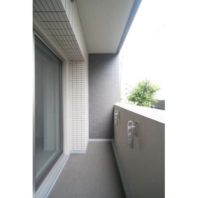 パークアクシス高田馬場テラスのバルコニー