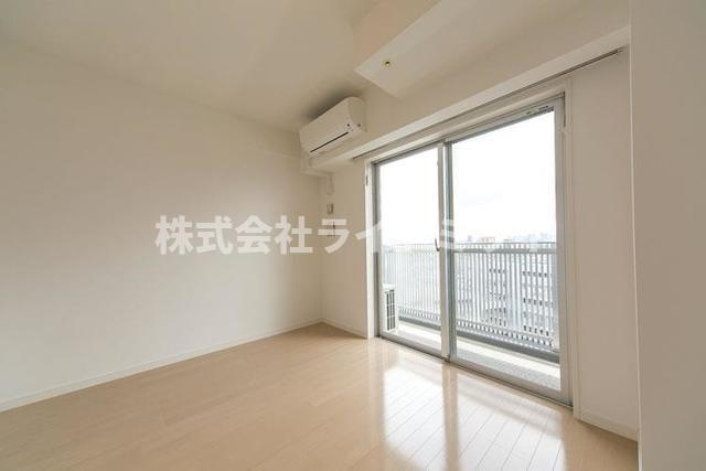 エスパローマ目白の居間・リビング|※写真は同タイプ住戸です。 