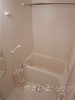 エスポワール吉田の浴室|追い焚き・浴室暖房乾燥機あり
