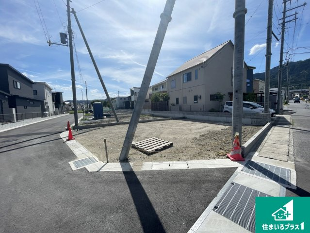 大津市下阪本　第5期　新築一戸建ての外観|周辺は落ち着いた街並みの住宅地！子育てがしやすい住環境です！まだ未完成ですが、現地でしかわからない事もございます。是非一度ご覧ください。