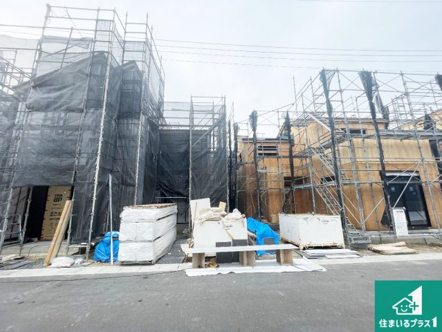 大津市下阪本　第5期　新築一戸建ての外観|周辺は落ち着いた街並みの住宅地！子育てがしやすい住環境です！まだ未完成ですが、現地でしかわからない事もございます。是非一度ご覧ください。