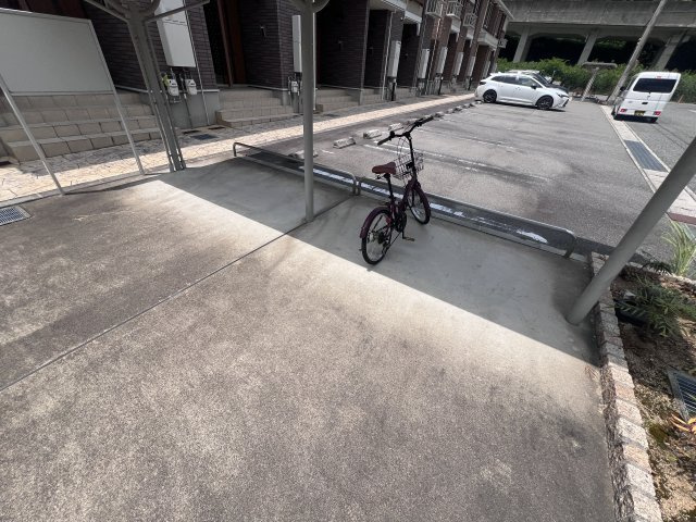 レヤリーライフⅡの駐車場