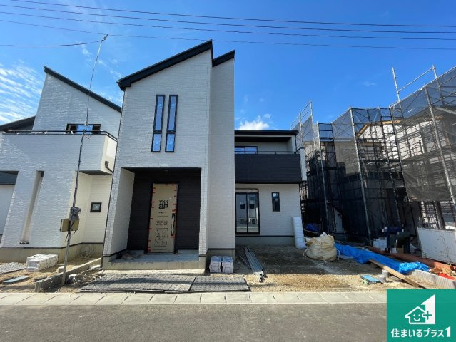 大津市下阪本　第5期　新築一戸建ての外観|周辺は落ち着いた街並みの住宅地！子育てがしやすい住環境です！まだ未完成ですが、現地でしかわからない事もございます。是非一度ご覧ください。