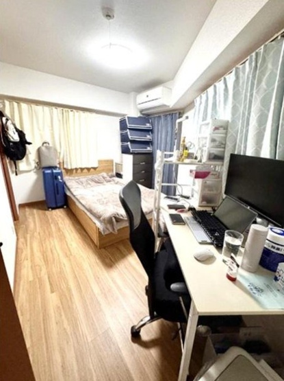 【洋室】 | エテルノ高田馬場 | 南側と西側の二面採光で明るさが享受できる居室