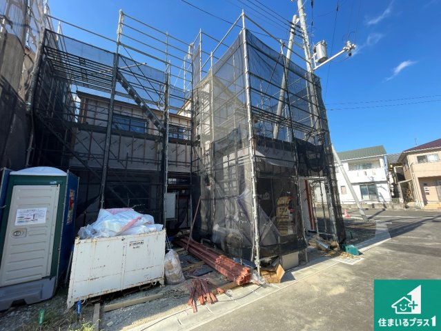 大津市下阪本　第5期　新築一戸建ての外観|周辺は落ち着いた街並みの住宅地！子育てがしやすい住環境です！まだ未完成ですが、現地でしかわからない事もございます。是非一度ご覧ください。