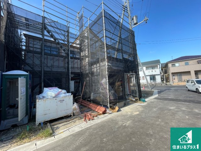 大津市下阪本　第5期　新築一戸建ての外観|周辺は落ち着いた街並みの住宅地！子育てがしやすい住環境です！まだ未完成ですが、現地でしかわからない事もございます。是非一度ご覧ください。