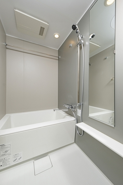 新品家具付きマンション築港本町8B(KaGood福岡)の浴室