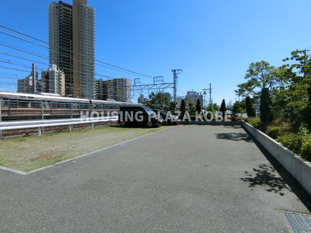 ビエラコート須磨（旧リバージュ須磨）の駐車場