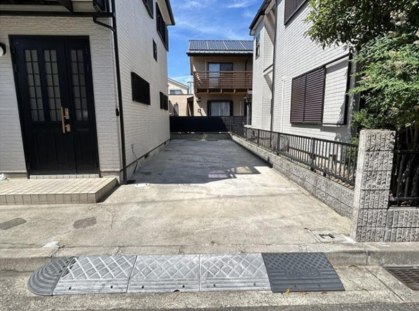 神戸市西区玉津町今津の駐車場