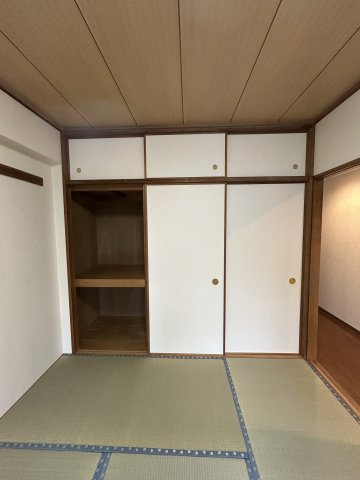 ライオンズマンション筑波学園都市の収納|和室には1.5畳分の押入収納あり