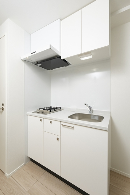 新品家具付きマンション築港本町8B(KaGood福岡)のキッチン