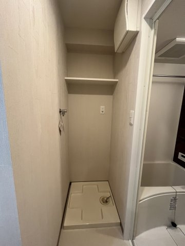 福岡市博多区博多駅南３丁目の賃貸マンションの玄関