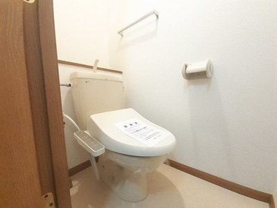 【トイレ】 | エルフランド | 落ち着いた色調のトイレです