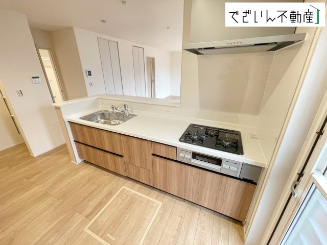【キッチン】 | Livele Garden.S深谷市東方町第5　新築住宅 | 現地(2026年8月撮影)