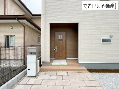 【玄関】 | Livele Garden.S深谷市東方町第5　新築住宅 | 現地(2026年8月撮影)