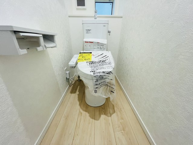 大府市朝日町五丁目3番、4番の各一部『仲介手数料無料』新築一戸建て・建売のトイレ