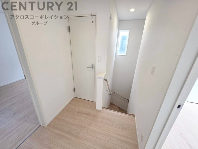 全8棟南向き区画となっており、道路は約5.4ｍ幅とゆとりがあり駐車がスムーズに行えます。