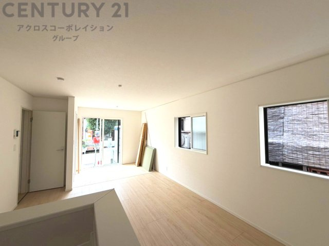 全8棟南向き区画となっており、道路は約5.4ｍ幅とゆとりがあり駐車がスムーズに行えます。