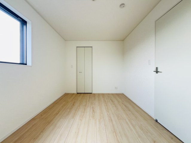 大府市朝日町五丁目3番、4番の各一部『仲介手数料無料』新築一戸建て・建売の洋室