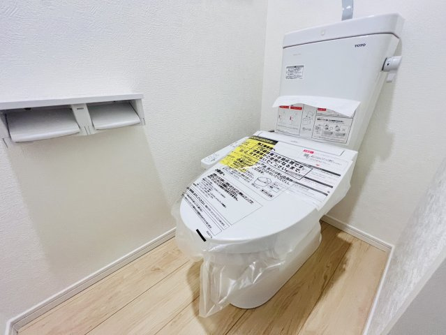大府市朝日町五丁目3番、4番の各一部『仲介手数料無料』新築一戸建て・建売のトイレ