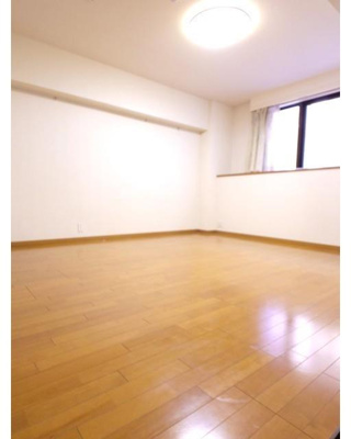 【居間・リビング】 | 東急ドエル・アルス桜木町博物館通り | 使いやすい形の為、レイアウトを楽しめます♪
