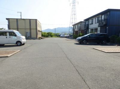 【駐車場】 | リースランドクリオネ　A棟 