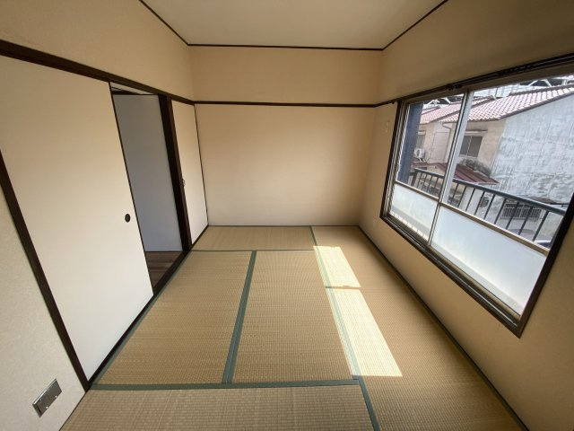 ミストラル土山の寝室