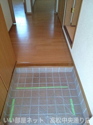 【玄関】 | コーポサンライズ