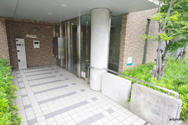 メイビスタ大淀　仲介手数料無料のエントランス