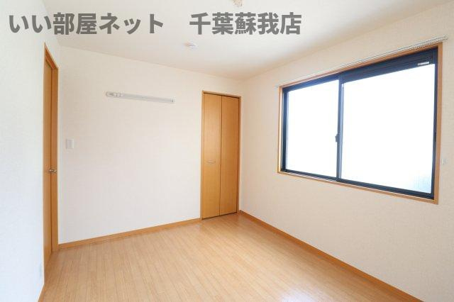 ファースト・エアフォルク　ⅠⅡⅢの寝室|落ち着いた色調の寝室です