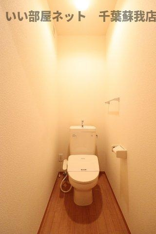 ファースト・エアフォルク　ⅠⅡⅢのトイレ|シンプルで使いやすいトイレです