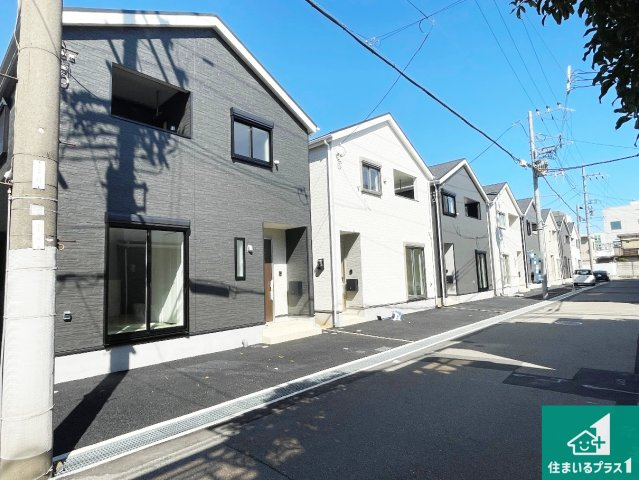 ■尼崎市高田町　第1期　新築一戸建ての外観|現在建築中！落ち着いた街並みで新生活を始めることが出来そう！周辺の物件も併せてご紹介させて頂きます！