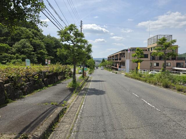 瑞浪市西小田町土地の前面道路含む現地写真|周辺環境