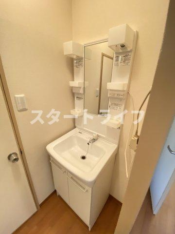 大阪市東淀川区上新庄１丁目の賃貸マンションの洗面所
