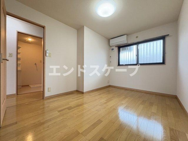 ヴィラ桃の木の洋室|高崎、前橋のお部屋探しはエンドスケープまで！お客様の理想お聞かせ下さい♪