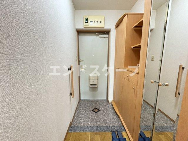 ヴィラ桃の木の玄関|高崎、前橋のお部屋探しはエンドスケープまで！お客様の理想お聞かせ下さい♪