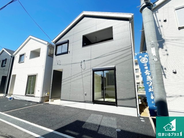■尼崎市高田町　第1期　新築一戸建ての外観|周辺は落ち着いた街並みの住宅地！子育てがしやすい住環境です！気になることがありましたら、お気軽にお問い合わせください！