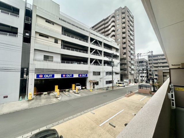 泉中央パーク・ホームズの周辺