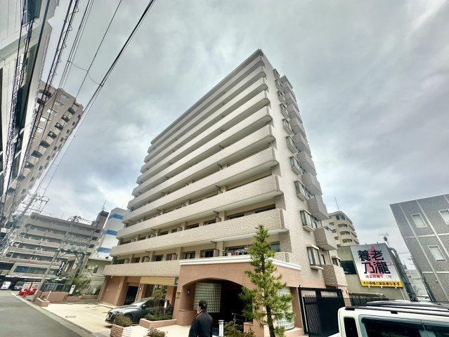 泉中央パーク・ホームズの外観