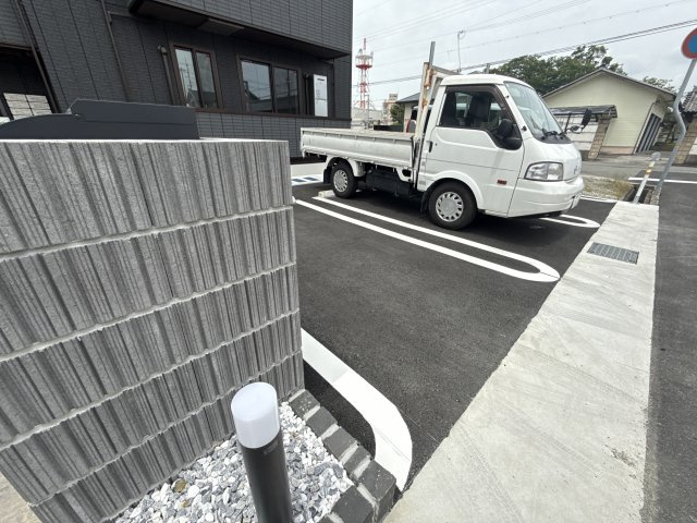 D-PLACE良野の駐車場