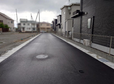 【前面道路含む現地写真】 | 大津市下阪本1丁目3　新築戸建