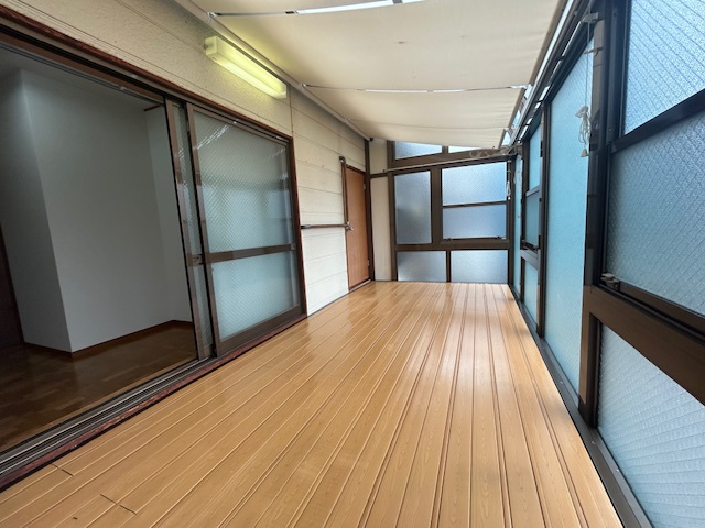 VILLA西ヶ原のバルコニー
