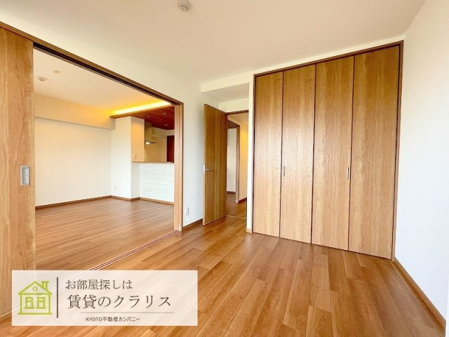 グランレブリー桂川グレイスレジデンスの内装