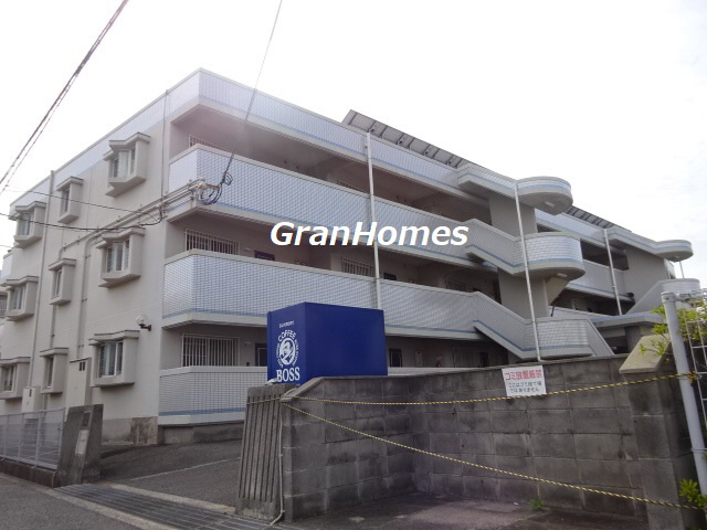 プレジオ王塚台の外観