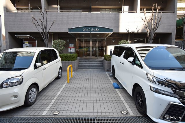アスール江坂 仲介手数料無料のエントランス