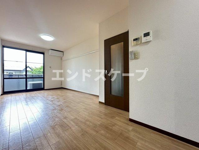 パティオの洋室|高崎、前橋のお部屋探しはエンドスケープまで！お客様の理想お聞かせ下さい♪