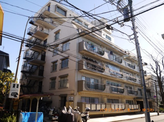 【外観】 | RC造のしっかりした建物で、閑静な住宅街に立地しています。