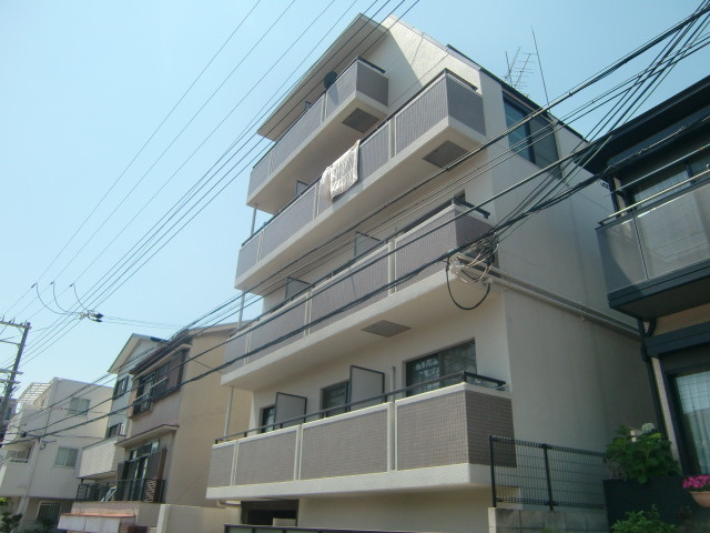 コンフォート岡本の外観
