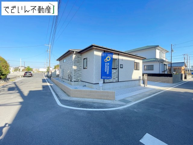 【前面道路含む現地写真】 | blooming garden行田市富士見町2丁目　【平屋】新築住宅 | 現地(2026年10月撮影)